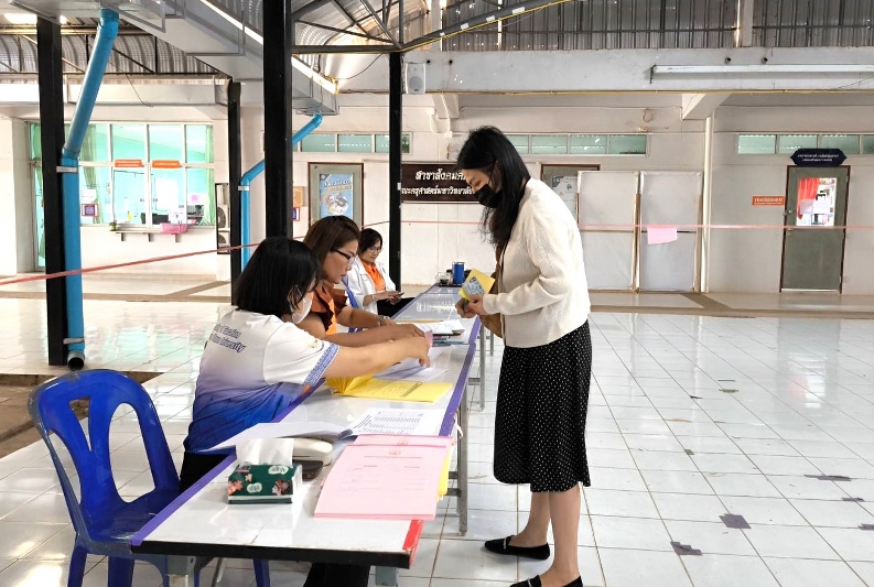 อาจารย์พีระพงษ์ ธีระเผ่าพงษ์ ได้รับการเลือกตั้งเป็น ประธานสภาคณาจารย์และข้าราชการ มหาวิทยาลัยนครพนม คนใหม่