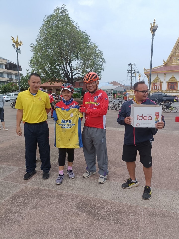 กองพัฒนานักศึกษา ม.นครพนม เป็นเจ้าภาพจัดกิจกรรม “ปั่นจักรยานชายโขงทุกวันอาทิตย์” เสริมสร้างสุขภาพนักปั่น