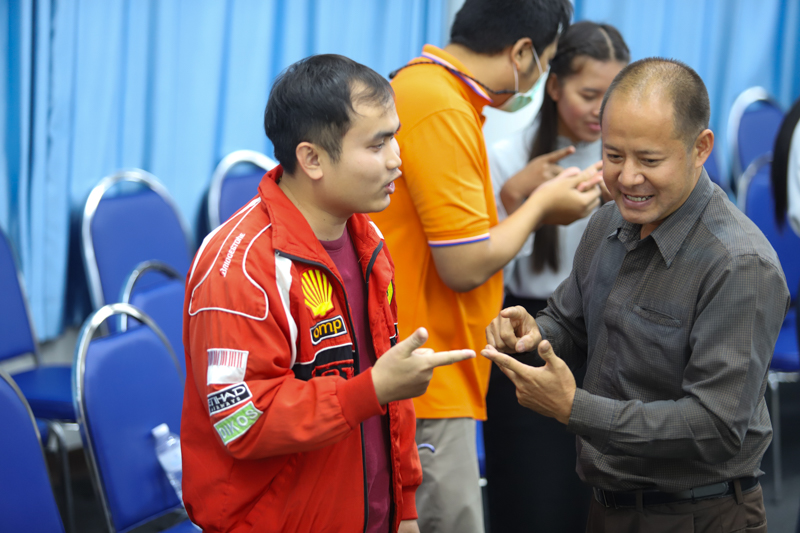 ม.นครพนม เปิดเวทีอธิการบดีพบผู้ปฏิบัติงานใหม่ เติมพลังบวก ปรับแนวคิดให้ทำงานอย่างมีความสุข