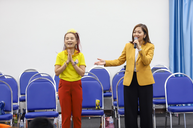 ม.นครพนม เปิดเวทีอธิการบดีพบผู้ปฏิบัติงานใหม่ เติมพลังบวก ปรับแนวคิดให้ทำงานอย่างมีความสุข