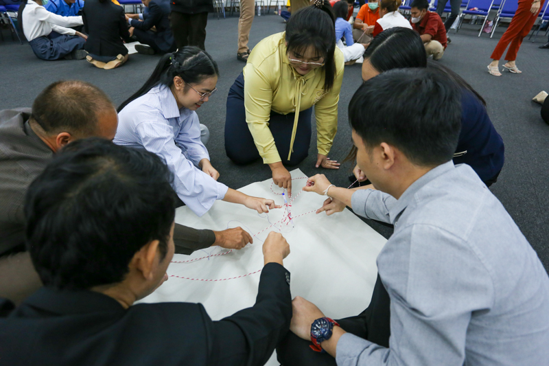 ม.นครพนม เปิดเวทีอธิการบดีพบผู้ปฏิบัติงานใหม่ เติมพลังบวก ปรับแนวคิดให้ทำงานอย่างมีความสุข