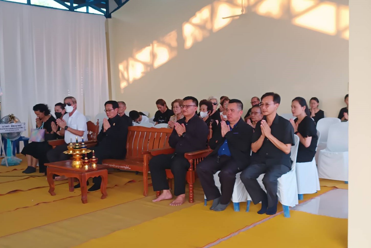 ม.นครพนม เป็นเจ้าภาพสวดพระอภิธรรม ดาบตำรวจดำรงค์ ภู่ระหงษ์