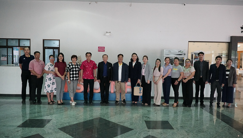 นายกสภา ม.นครพนม เข้าเยี่ยมคณะ/วิทยาลัย เพื่อให้ข้อเสนอแนะในการพัฒนามหาวิทยาลัยด้านต่างๆ