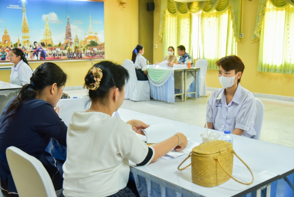 วพบ.นครพนม สอบสัมภาษณ์นักศึกษาระดับปริญญาตรี หลักสูตรพยาบาลศาสตรบัณฑิต ประเภทโควตา Quota (TCAS รอบที่ 2) ประจำปีการศึกษา 2567