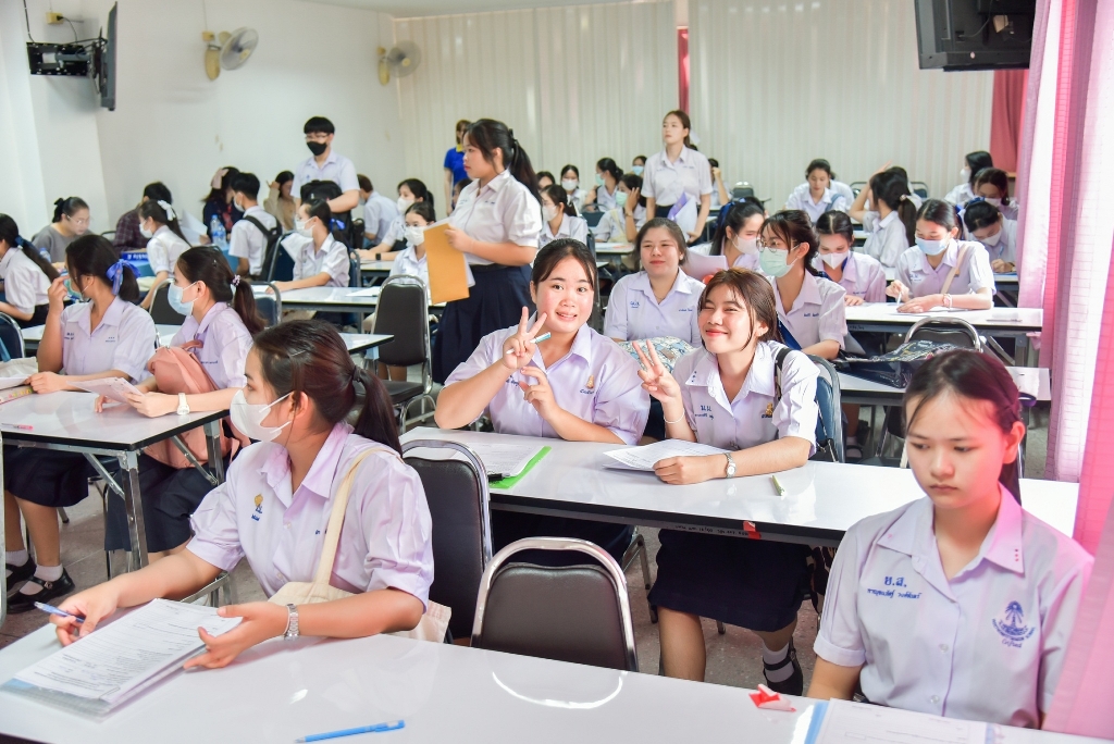 วพบ.นครพนม สอบสัมภาษณ์นักศึกษาระดับปริญญาตรี หลักสูตรพยาบาลศาสตรบัณฑิต ประเภทโควตา Quota (TCAS รอบที่ 2) ประจำปีการศึกษา 2567