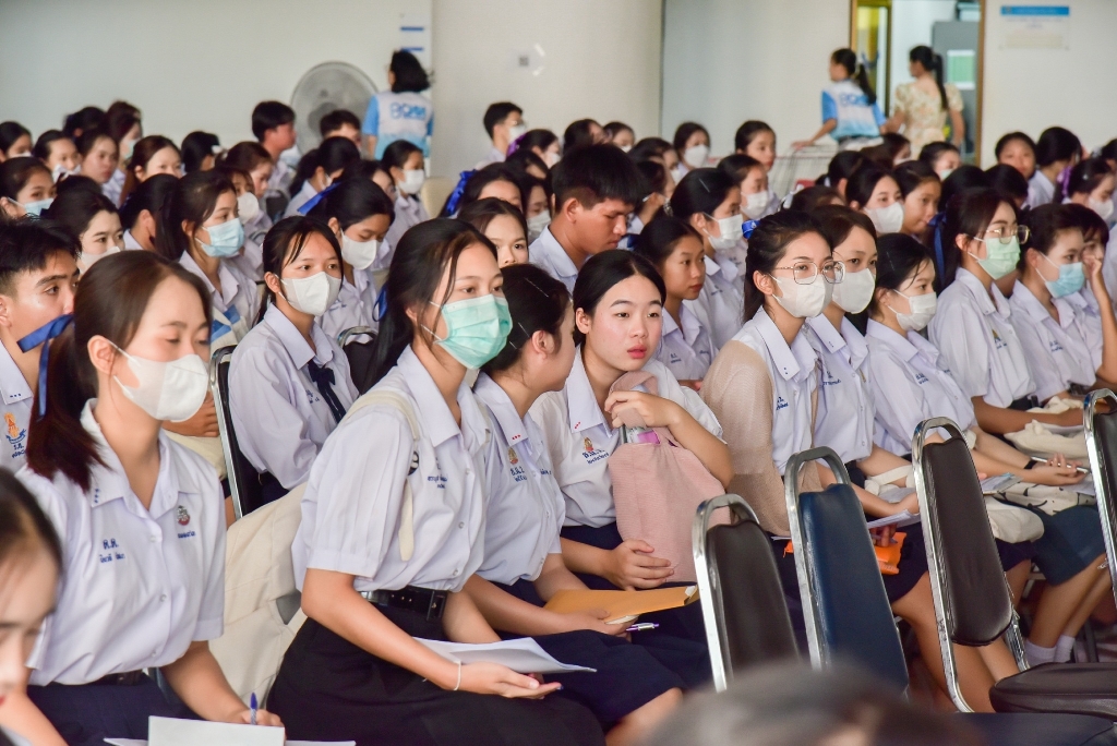 วพบ.นครพนม สอบสัมภาษณ์นักศึกษาระดับปริญญาตรี หลักสูตรพยาบาลศาสตรบัณฑิต ประเภทโควตา Quota (TCAS รอบที่ 2) ประจำปีการศึกษา 2567