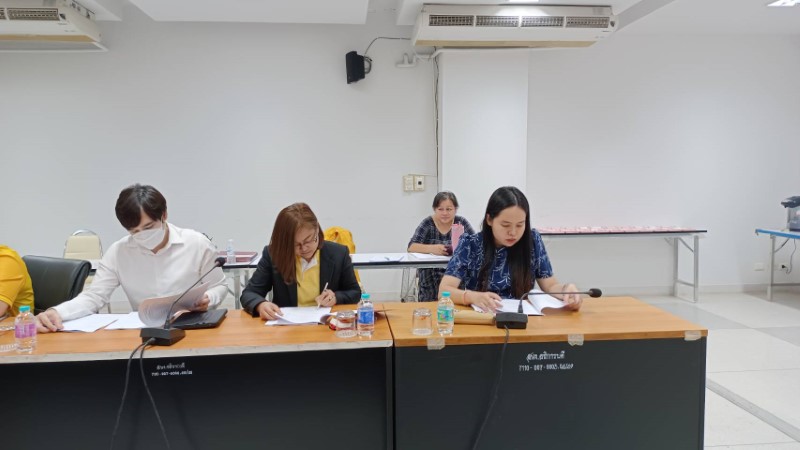 ม.นครพนม ประชุมพัฒนาปรับปรุงหลักสูตรระดับอาชีวศึกษา (หมวดวิชาแกนกลาง) หลักสูตรปรับปรุง พ.ศ.2568