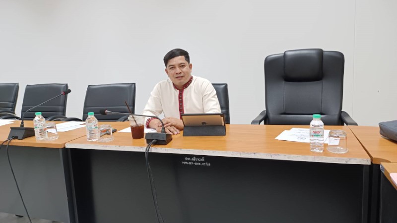 ม.นครพนม ประชุมการปรับปรุงระเบียบว่าด้วยการแต่งชุดครุย ระดับประกาศนียบัตรวิชาชีพ และประกาศนียบัตรวิชาชีพชั้นสูง