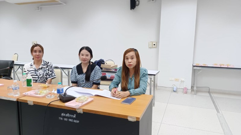 ม.นครพนม ประชุมการปรับปรุงระเบียบว่าด้วยการแต่งชุดครุย ระดับประกาศนียบัตรวิชาชีพ และประกาศนียบัตรวิชาชีพชั้นสูง