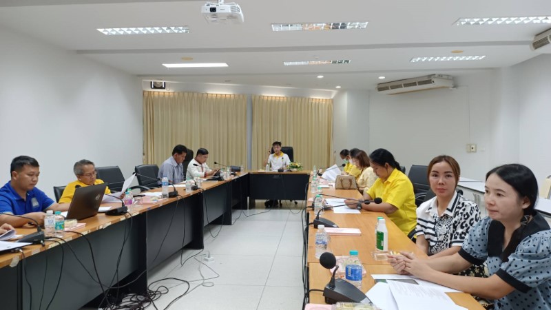 ม.นครพนม ประชุมการปรับปรุงระเบียบว่าด้วยการแต่งชุดครุย ระดับประกาศนียบัตรวิชาชีพ และประกาศนียบัตรวิชาชีพชั้นสูง