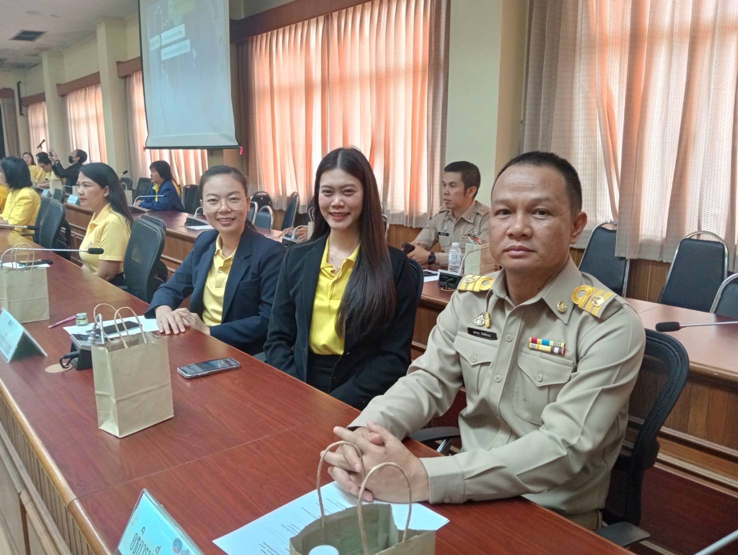 ม.นครพนม ร่วมประชุมกรมการจังหวัด ประจำเดือนเมษายน 2567