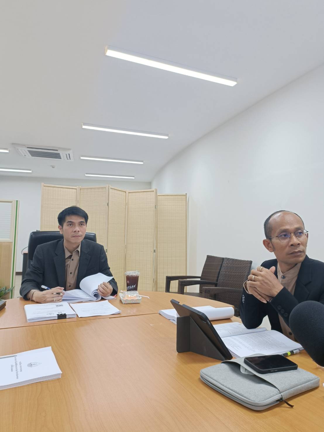 ม.นครพนม ประชุมคณะกรรมการบัณฑิตศึกษาประจำมหาวิทยาลัยนครพนม ครั้งที่ 5/2567