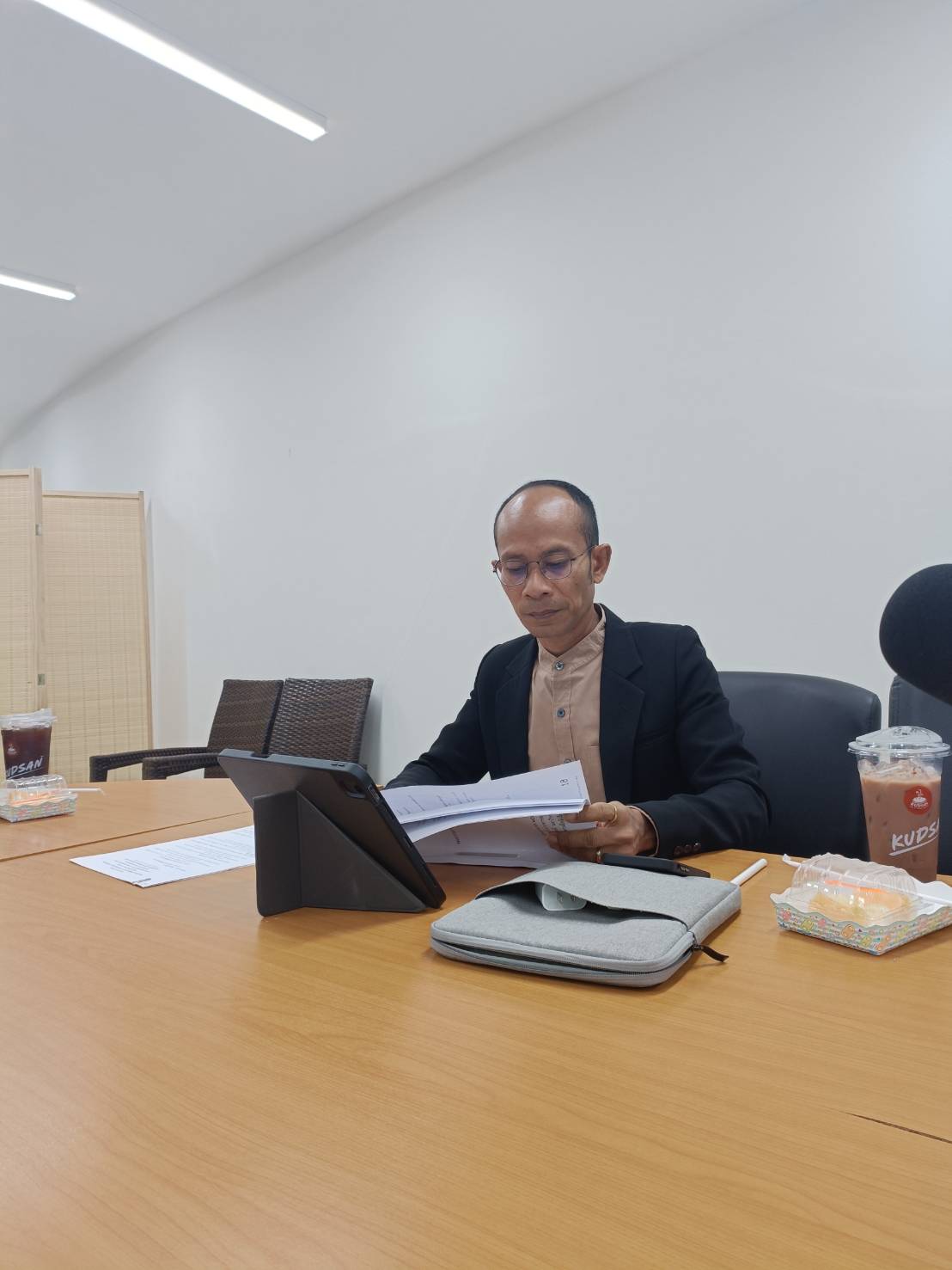 ม.นครพนม ประชุมคณะกรรมการบัณฑิตศึกษาประจำมหาวิทยาลัยนครพนม ครั้งที่ 5/2567