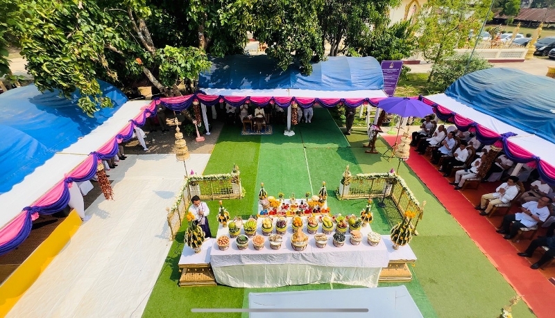 ม.นครพนม ร่วมพิธีสักการะสิ่งศักดิ์สิทธิ์ในภารกิจพิธีการศพที่ได้รับพระราชทาน