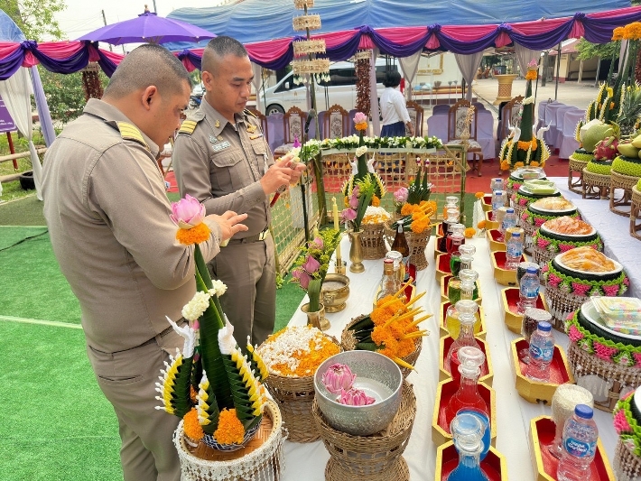 ม.นครพนม ร่วมพิธีสักการะสิ่งศักดิ์สิทธิ์ในภารกิจพิธีการศพที่ได้รับพระราชทาน