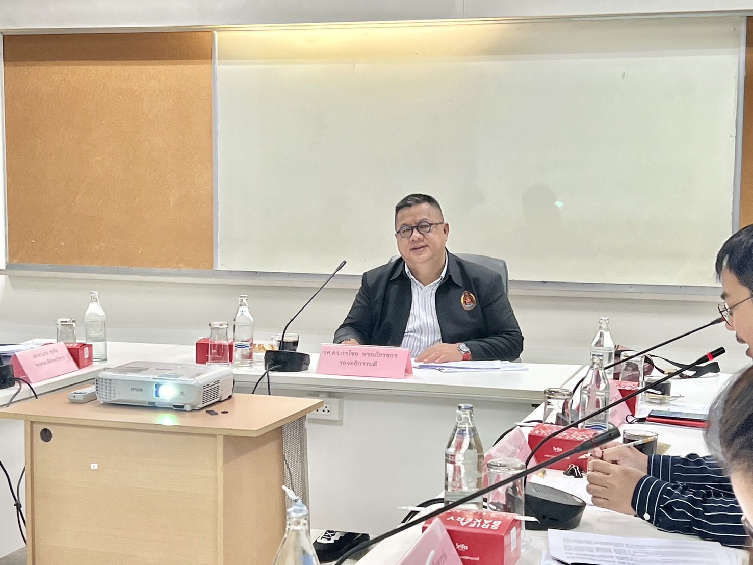 กองคลังและพัสดุ ลงพื้นที่หน่วยงานภายใน ม.นครพนม เข้าตรวจสอบและปรับปรุงข้อมูลครุภัณฑ์ของมหาวิทยาลัยนครพนม