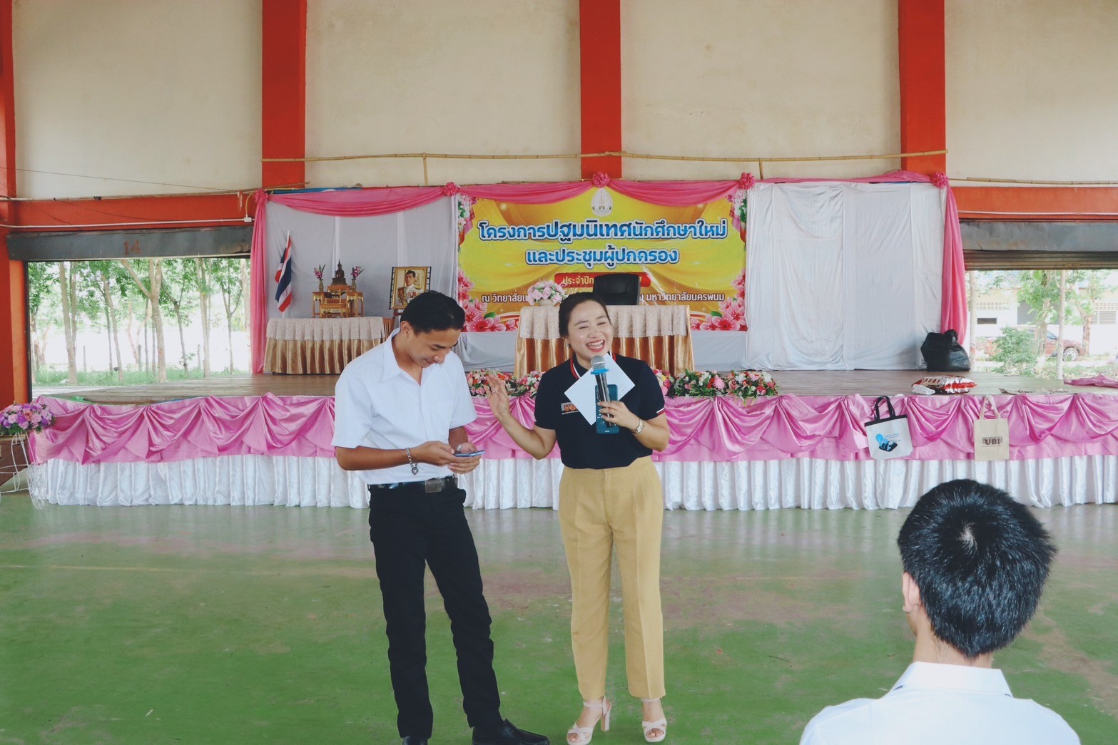 UBI ลงพื้นที่พบปะนักศึกษาใหม่ วทอ.ศรีสงคราม หวังสร้างผู้ประกอบการรุ่นใหม่