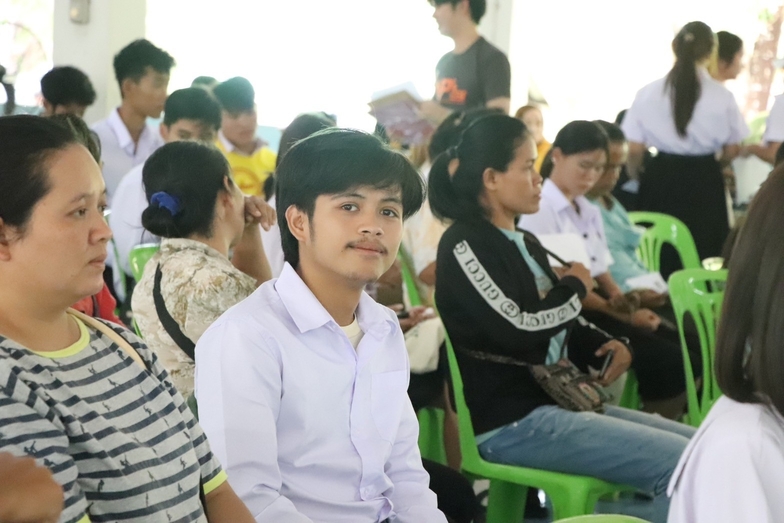 UBI ลงพื้นที่พบปะนักศึกษาใหม่ วิทยาลัยนาหว้า หวังสร้างผู้ประกอบการรุ่นใหม่