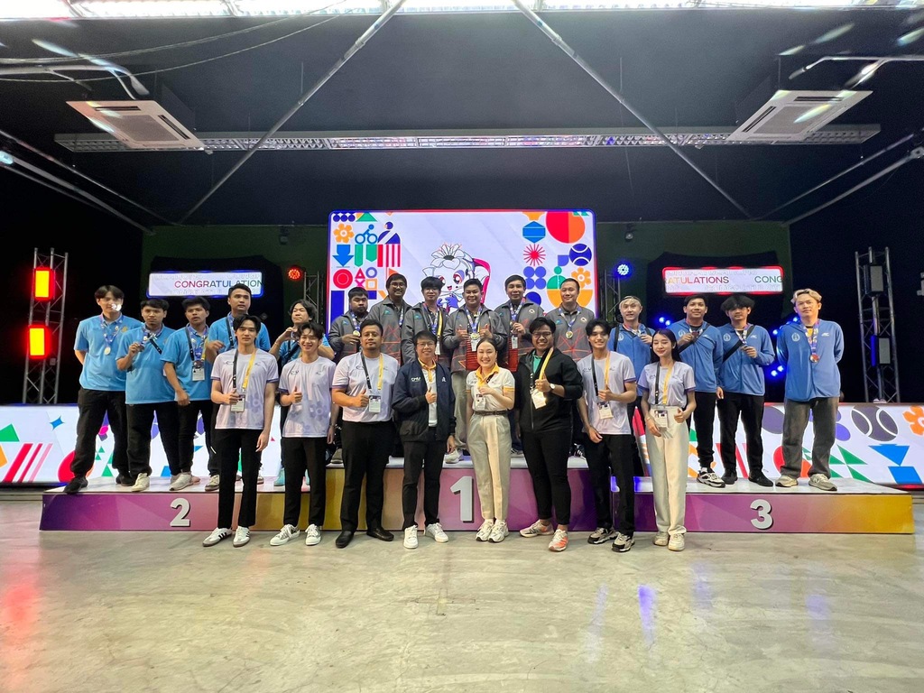 NAKHON NAKA ทีมนักกีฬา ESPORT บุคลากร ม.นครพนม คว้าเหรียญทองแดง การแข่งขันกีฬาบุคลากรมหาวิทยาลัยแห่งประเทศไทย ครั้งที่ 40 อ่างแก้วเกมส์ 2024