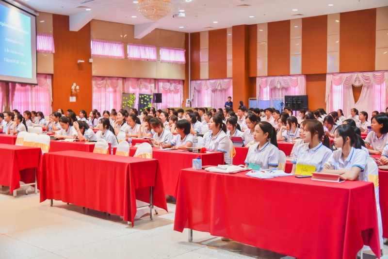 วพบ.นครพนม จัดโครงการปฐมนิเทศนักศึกษาใหม่ หลักสูตรพยาบาลศาสตร์ รุ่นที่ 32 ประจำปีการศึกษา 2567