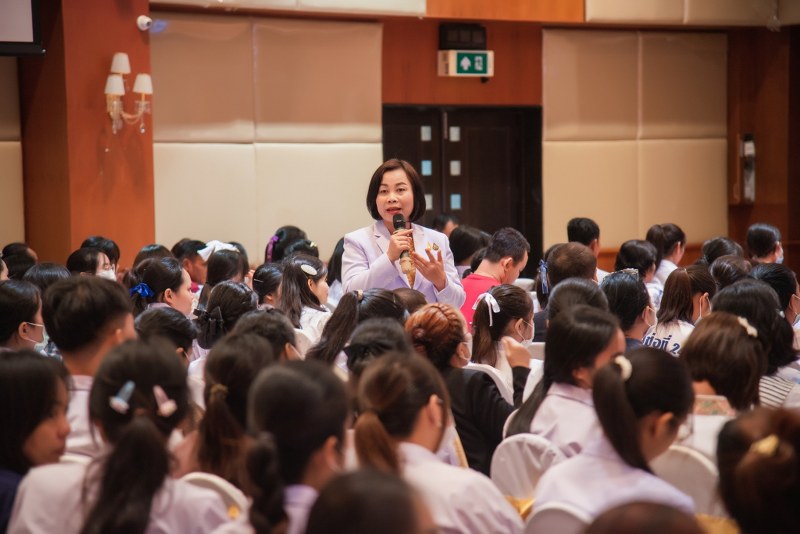 วพบ.นครพนม จัดโครงการปฐมนิเทศนักศึกษาใหม่ หลักสูตรพยาบาลศาสตร์ รุ่นที่ 32 ประจำปีการศึกษา 2567