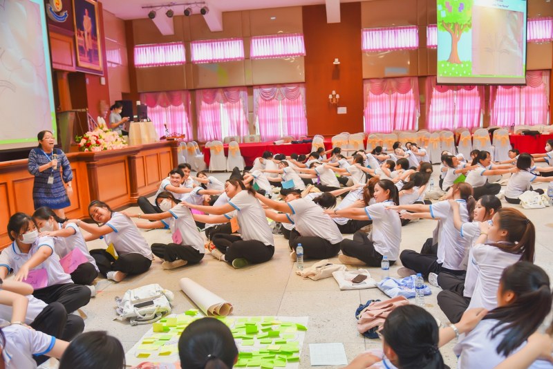 วพบ.นครพนม จัดโครงการปฐมนิเทศนักศึกษาใหม่ หลักสูตรพยาบาลศาสตร์ รุ่นที่ 32 ประจำปีการศึกษา 2567