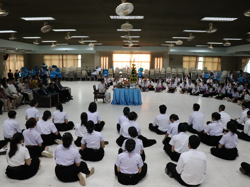 คณะศิลปศาสตร์และวิทยาศาสตร์จัดกิจกรรม ฮีตฮอยฮัก สายใยพี่น้อง บายศรีเอิ้นขวัญเจ้า ต้อนฮับเข้าเฮือนสินสาด