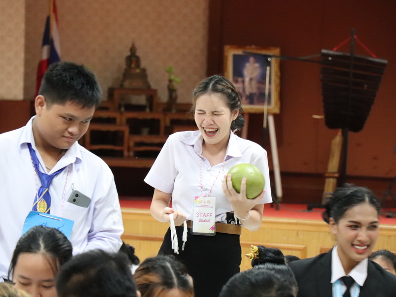 คณะศิลปศาสตร์และวิทยาศาสตร์จัดกิจกรรม ฮีตฮอยฮัก สายใยพี่น้อง บายศรีเอิ้นขวัญเจ้า ต้อนฮับเข้าเฮือนสินสาด