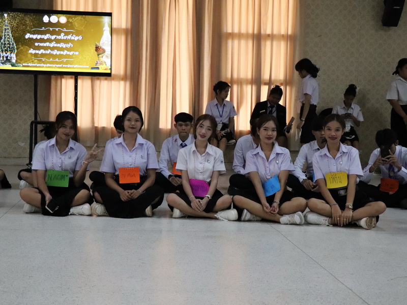 คณะศิลปศาสตร์และวิทยาศาสตร์จัดกิจกรรม ฮีตฮอยฮัก สายใยพี่น้อง บายศรีเอิ้นขวัญเจ้า ต้อนฮับเข้าเฮือนสินสาด