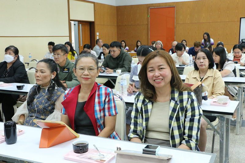 ม.นครพนม จัดแถลงผลงานเด่น รอบ 6 เดือน ประจำปีงบประมาณ 2567 พร้อมระดมความคิดเห็นจากทุกภาคส่วนร่วมจัดทำแผนยุทธศาสตร์ ระยะ 5 ปี พ.ศ. 2565 – 2569 ฉบับทบทวนประจำปีงบประมาณ พ.ศ. 2568