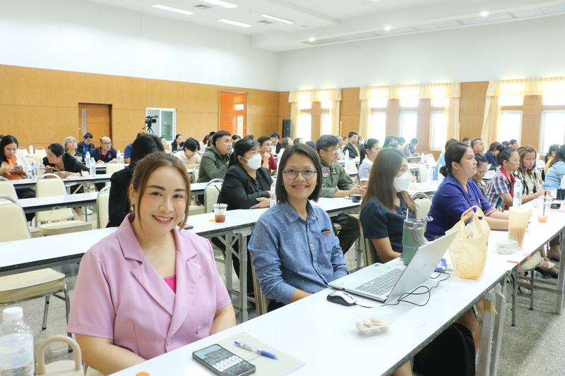 ม.นครพนม จัดแถลงผลงานเด่น รอบ 6 เดือน ประจำปีงบประมาณ 2567 พร้อมระดมความคิดเห็นจากทุกภาคส่วนร่วมจัดทำแผนยุทธศาสตร์ ระยะ 5 ปี พ.ศ. 2565 – 2569 ฉบับทบทวนประจำปีงบประมาณ พ.ศ. 2568