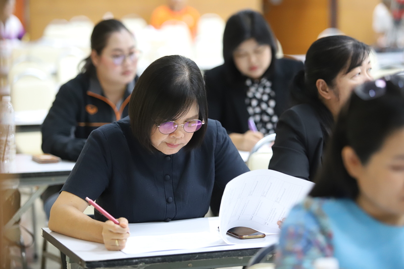 ม.นครพนม จัดแถลงผลงานเด่น รอบ 6 เดือน ประจำปีงบประมาณ 2567 พร้อมระดมความคิดเห็นจากทุกภาคส่วนร่วมจัดทำแผนยุทธศาสตร์ ระยะ 5 ปี พ.ศ. 2565 – 2569 ฉบับทบทวนประจำปีงบประมาณ พ.ศ. 2568