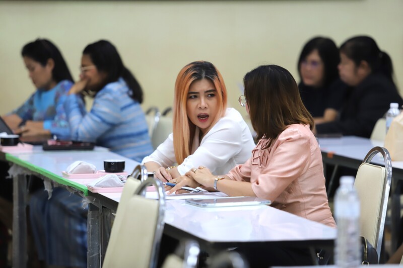 ม.นครพนม จัดแถลงผลงานเด่น รอบ 6 เดือน ประจำปีงบประมาณ 2567 พร้อมระดมความคิดเห็นจากทุกภาคส่วนร่วมจัดทำแผนยุทธศาสตร์ ระยะ 5 ปี พ.ศ. 2565 – 2569 ฉบับทบทวนประจำปีงบประมาณ พ.ศ. 2568