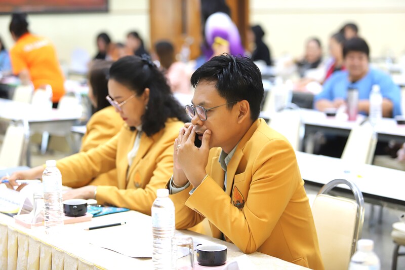 ม.นครพนม จัดแถลงผลงานเด่น รอบ 6 เดือน ประจำปีงบประมาณ 2567 พร้อมระดมความคิดเห็นจากทุกภาคส่วนร่วมจัดทำแผนยุทธศาสตร์ ระยะ 5 ปี พ.ศ. 2565 – 2569 ฉบับทบทวนประจำปีงบประมาณ พ.ศ. 2568