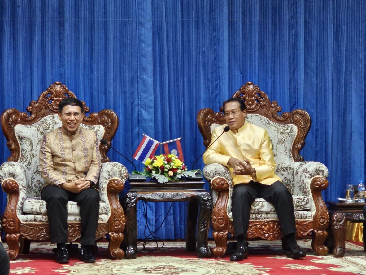 ม.นครพนม ร่วมสำรวจแหล่งท่องเที่ยวในแขวงคำม่วนเพื่อผลักดันการเชื่อมโยงการท่องเที่ยวจังหวัดนครพนมและแขวงคำม่วน