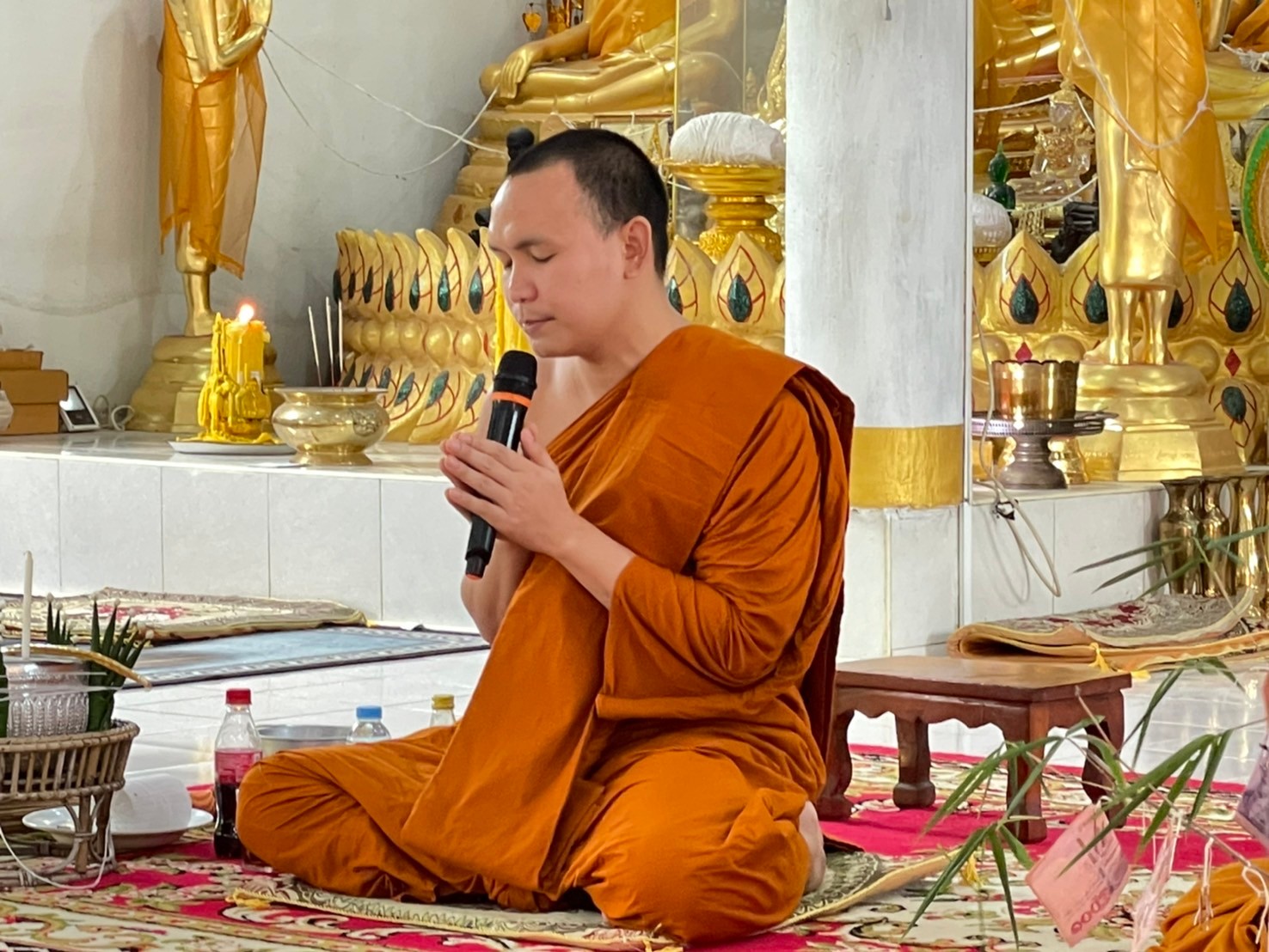 นักศึกษาและบุคลากร หน่วยงานเขตพื้นที่ศรีโคตรบูรณ์ ม.นครพนม ทำบุญเนื่องในวันอาสาฬบูชาและวันเข้าพรรษา ประจำปี 2567