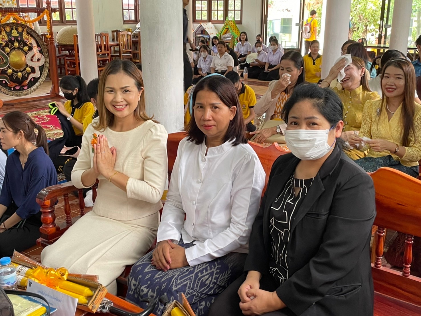 นักศึกษาและบุคลากร หน่วยงานเขตพื้นที่ศรีโคตรบูรณ์ ม.นครพนม ทำบุญเนื่องในวันอาสาฬบูชาและวันเข้าพรรษา ประจำปี 2567