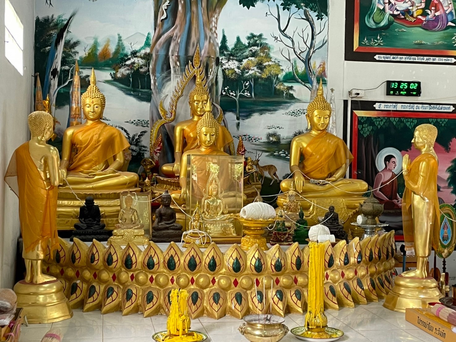 นักศึกษาและบุคลากร หน่วยงานเขตพื้นที่ศรีโคตรบูรณ์ ม.นครพนม ทำบุญเนื่องในวันอาสาฬบูชาและวันเข้าพรรษา ประจำปี 2567