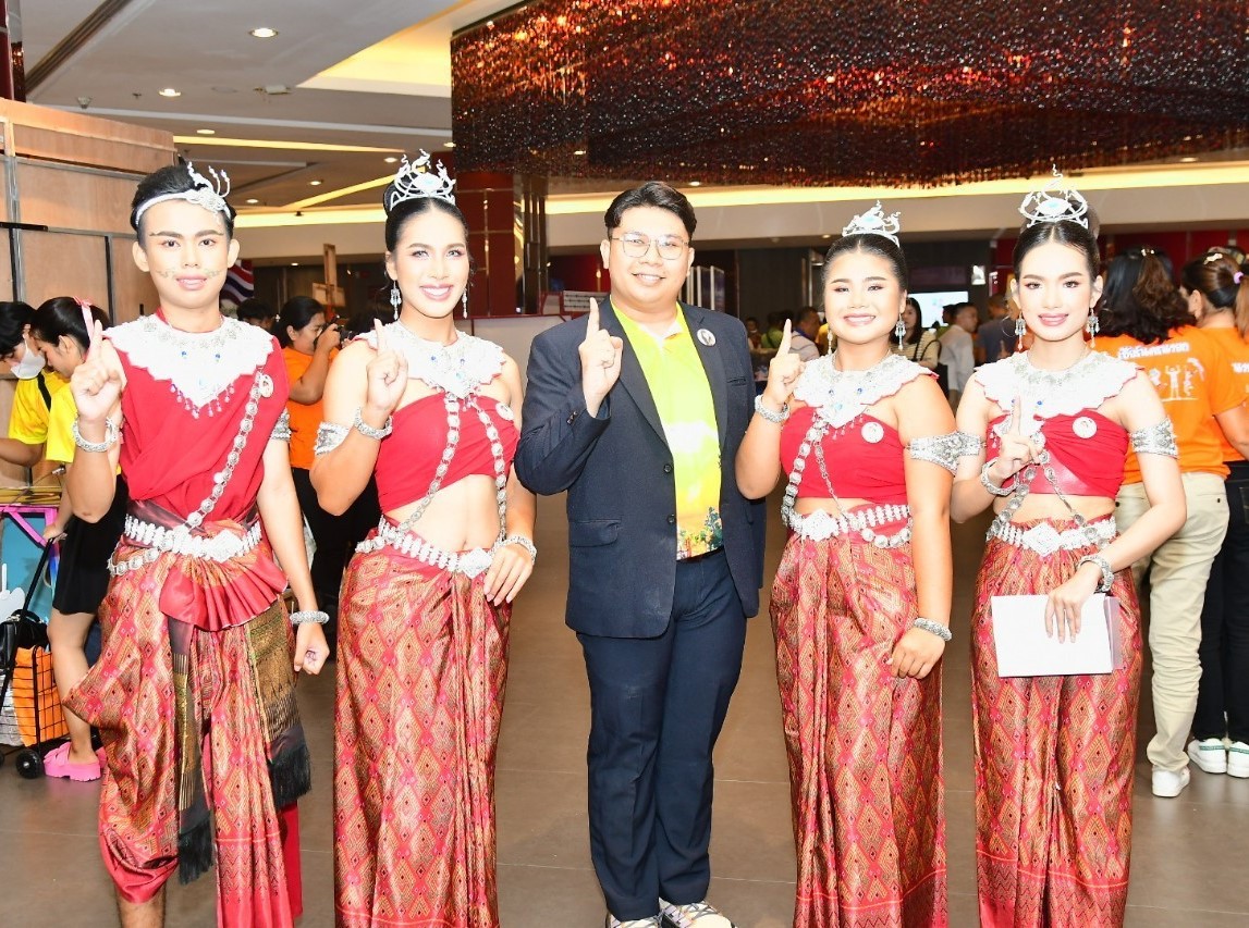 ทู บี นัมเบอร์ วัน ม.นครพนม ร่วมนำเสนอผลงานและเข้ารับรางวัลพระราชทาน ทูลกระหม่อมหญิงอุบลรัตนราชกัญญา สิริวัฒนาพรรณวดี