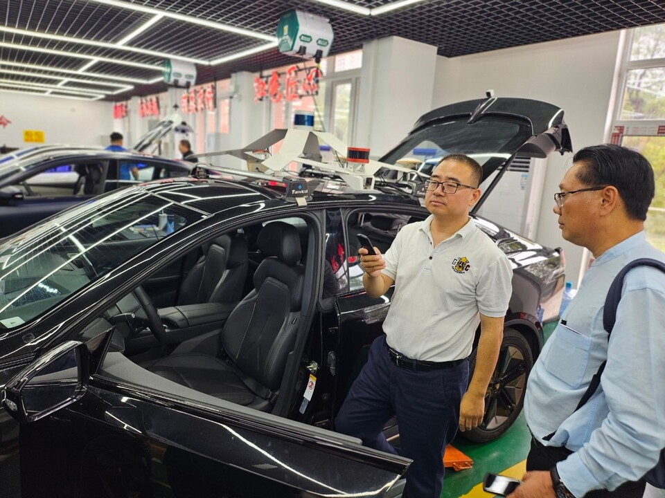 ม.นครพนม หารือวิทยาลัยอาชีวศึกษาเมืองฉงชิ่ง สาธารณรัฐประชาชนจีน พัฒนาหลักสูตรด้าน EV ทั้งในระดับ ปวส. และ ป.ตรี