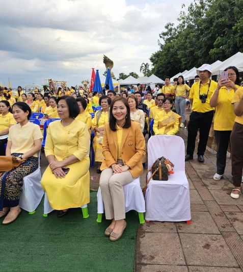 ม.นครพนม ร่วมกิจกรรมการแสดงศิลปวัฒนธรรมเฉลิมพระเกียรติฯ เนื่องในโอกาสพระราชพิธีมหามงคลเฉลิมพระชนมพรรษา 6 รอบ 28 กรกฎาคม 2567