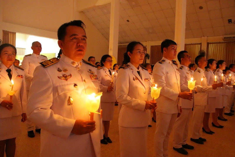 ม.นครพนม ร่วมถวายเครื่องราชสักการะ วางพานพุ่มเงิน และถวายสัตย์ปฏิญาณเพื่อเป็นข้าราชการที่ดีและพลังของแผ่นดิน