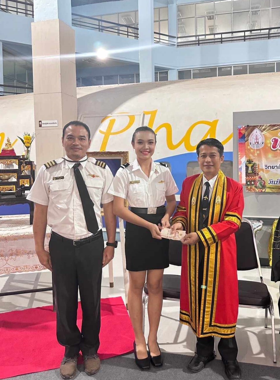 วิทยาลัยการบิน การศึกษา และวิจัยนานาชาติ จัดพิธีไหว้ครู ประจำปีการศึกษา 2567