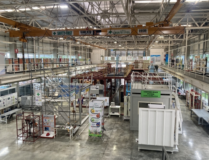 คณะวิศวกรรมศาสตร์ ลงนาม MOU บริษัท นันทวัน จำกัด และ ศูนย์อบรม ไทย โอบายาชิ เทรนนิ่งเซ็นเตอร์ เพื่อพัฒนานักศึกษาและบุคลากรด้านอุตสาหกรรมก่อสร้างอย่างต่อเนื่อง