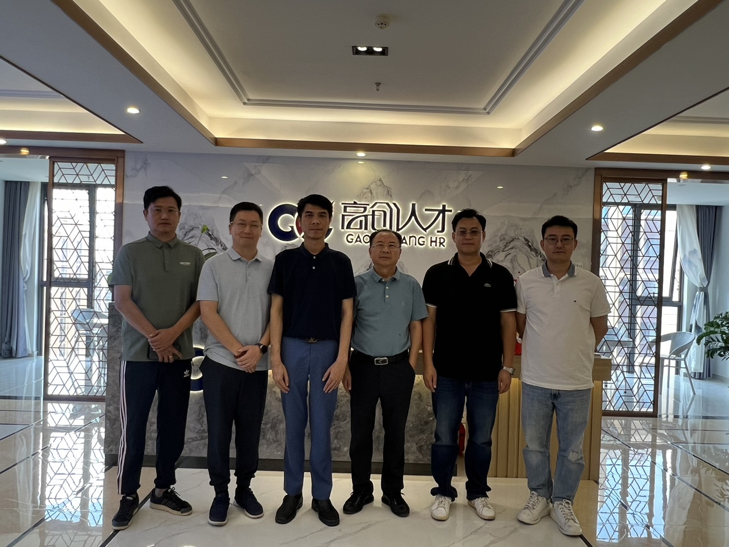 ฝ่ายวิชาการ ม.นครพนม เยือนสาธารณรัฐประชาชนจีน เดินหน้าหารือสร้างเครือข่ายทางวิชาการและประชาสัมพันธ์หลักสูตรเชิงรุก