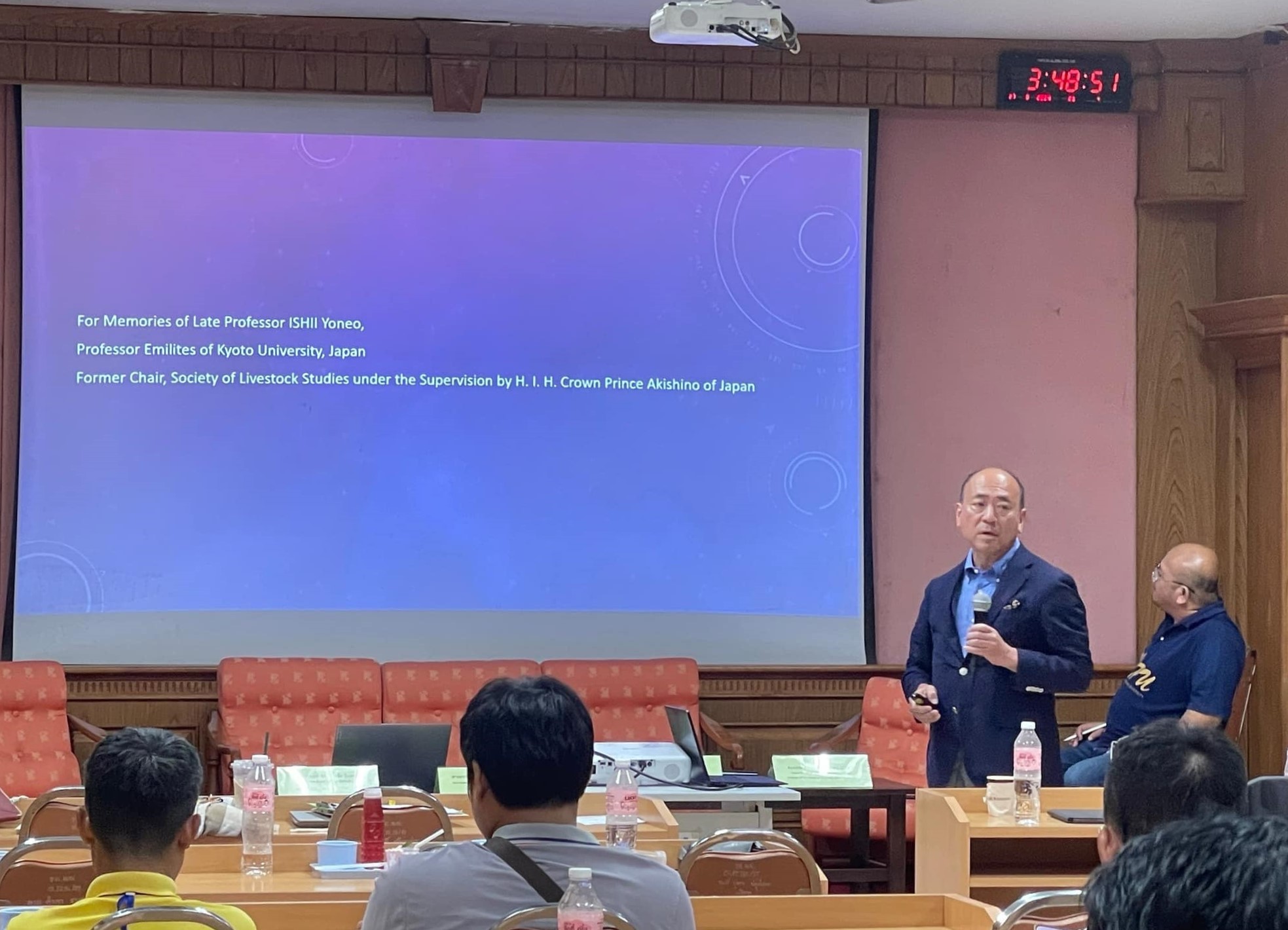 ม.นครพนม ดึงนักวิชาการจัดเวทีแลกเปลี่ยนประเด็นความท้าทายใหม่ของการวิจัยและพัฒนาเชิงพื้นที่