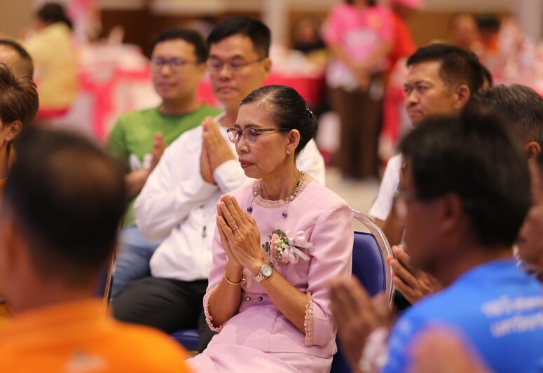 ม.นครพนม จัดพิธีแสดงมุทิตาจิตผู้เกษียณอายุราชการ ประจำปี 2567