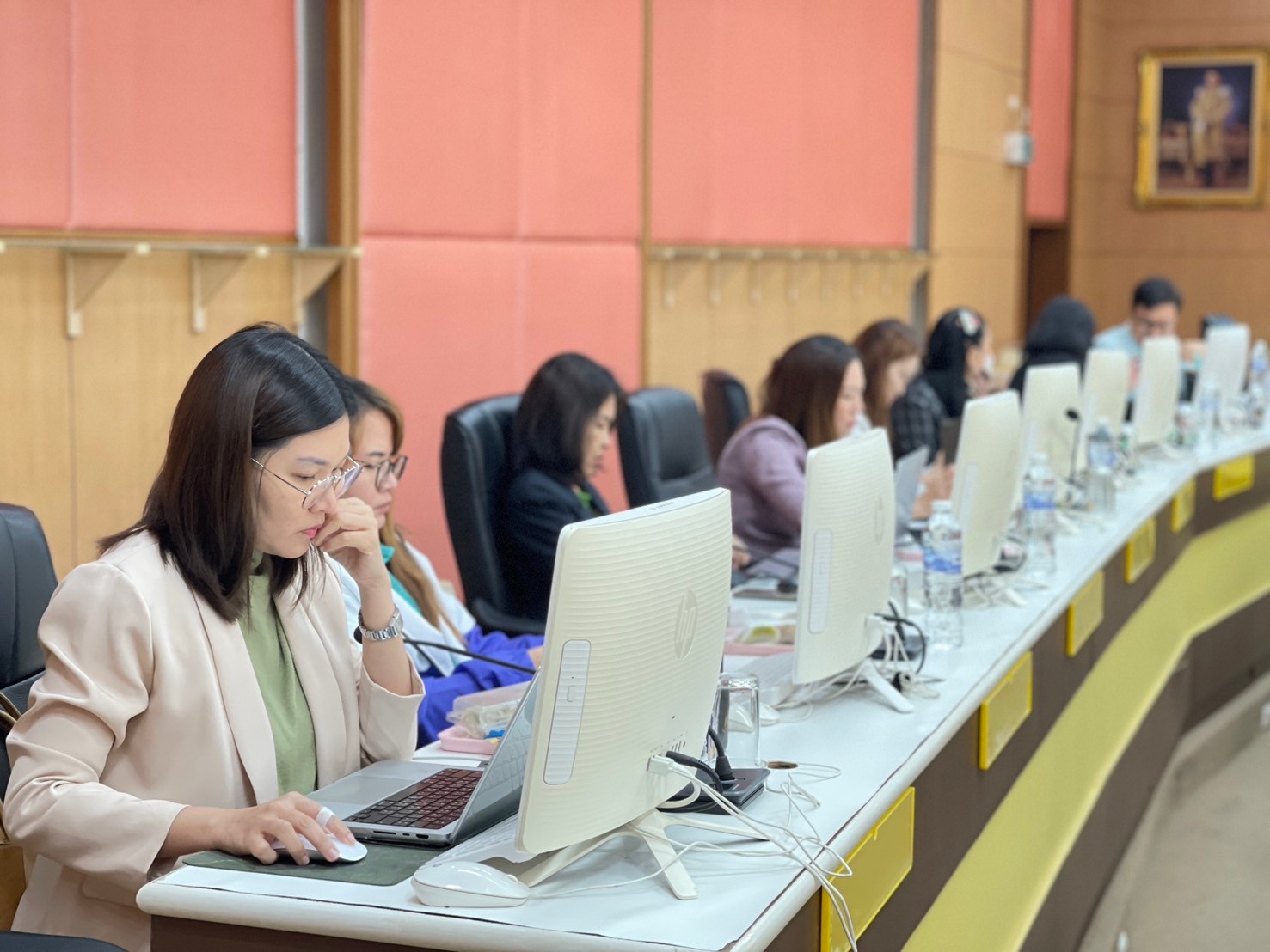 แผนกประกันคุณภาพการศึกษา จัดประชุมชี้แจงตัวบ่งชี้และเกณฑ์การประกันคุณภาพการศึกษา ระดับหน่วยงานสนับสนุน ประจำปีการศึกษา พ.ศ.2567