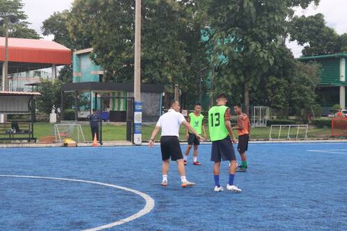 ม.นครพนม ฝึกอบรมให้ความรู้ศาสตร์กีฬาฟุตบอล แก่นักเรียนโรงเรียนกีฬาจังหวัดนครพนม