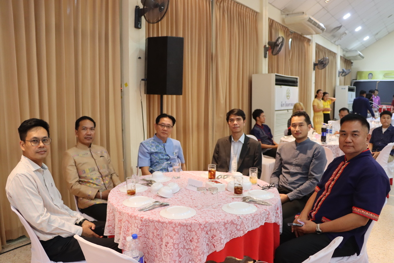 ม.นครพนม ร่วมแสดงมุทิตาจิตผู้เกษียณอายุราชการจังหวัด ประจำปี 2567